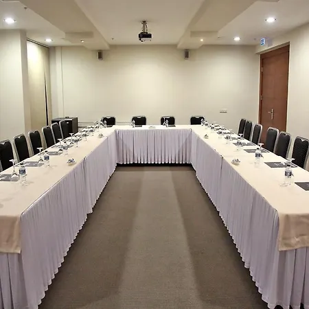 Dedepark 3* إسكيشير